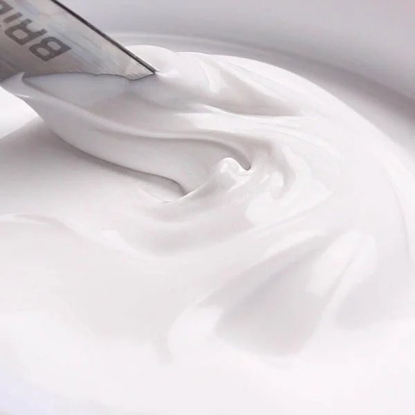 White builder gel