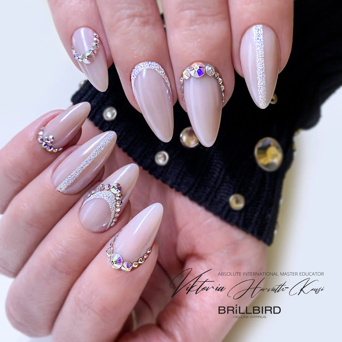 Color of the Year 2026 - Χρώμα της Χρονιάς 2026 – Cloud Dancer